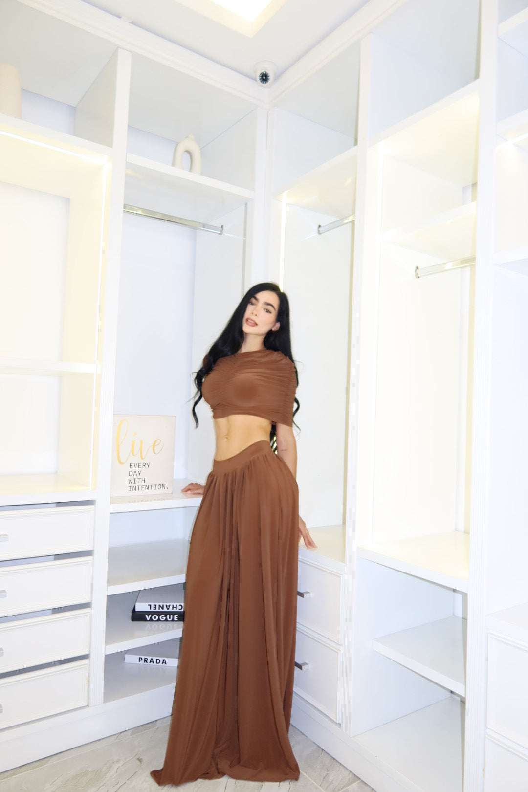 SET ELARA